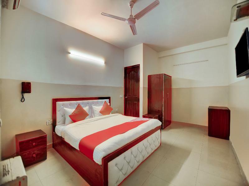 Oyo 28461 Royal Stay Inn Delhi Zewnętrze zdjęcie